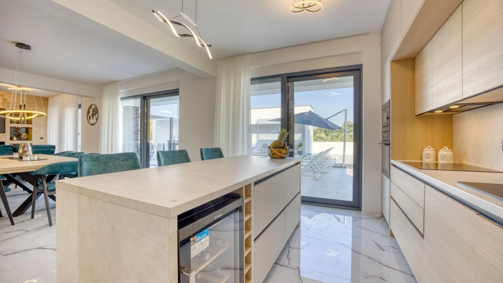 Luxury Villa With A Swimming Pool Zaton, Zadar - 23511