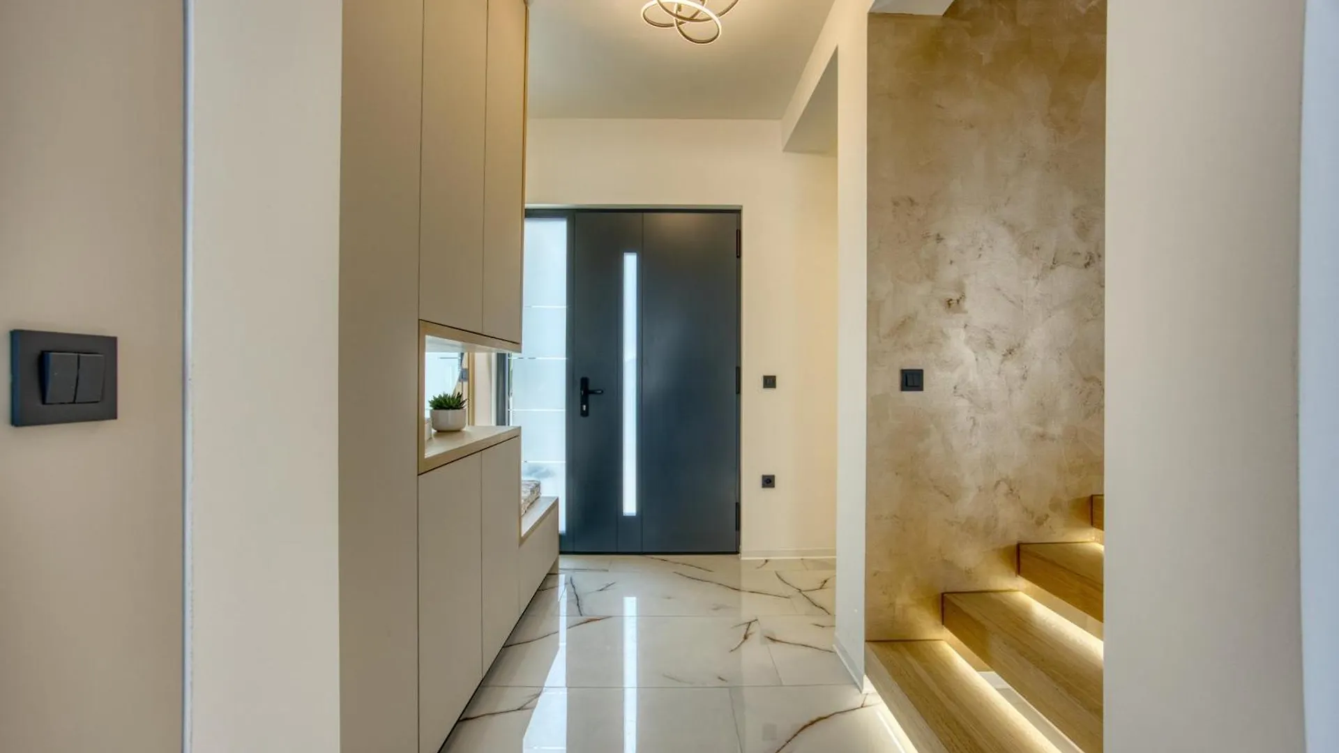 Luxury Villa With A Swimming Pool Zaton, Zadar - 23511 0*, ザトン クロアチア